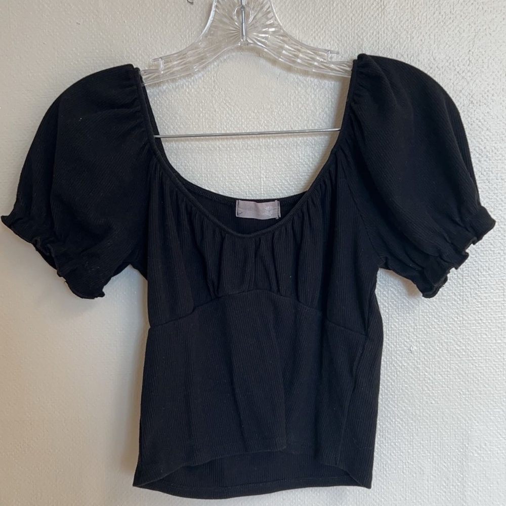 Altar'd State Black Puffed Sleeve Baby Tee Size M
